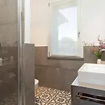 Villa La Casina 4, Emma
